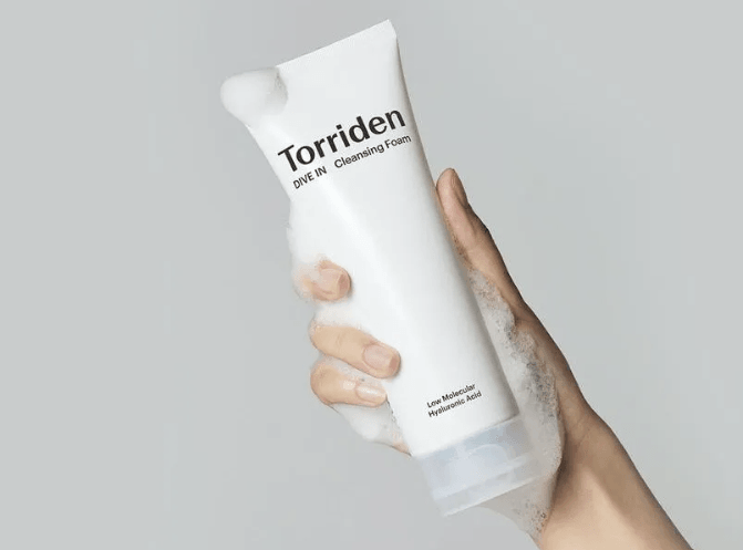 Torriden - Dive-In Low Molecular Hyaluronic Acid Cleansing Foam - Culturaluxe